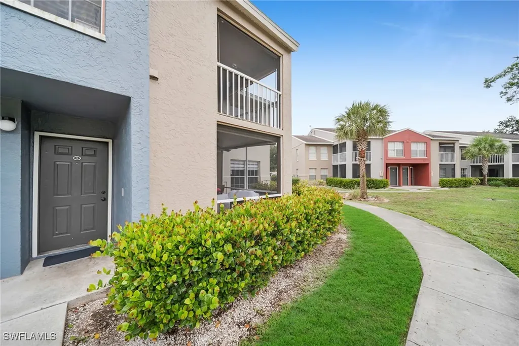 108 Santa Clara Drive Naples FL 34104