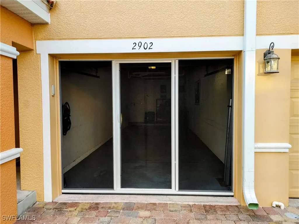 1776 Concordia Lake Circle Cape Coral FL 33909