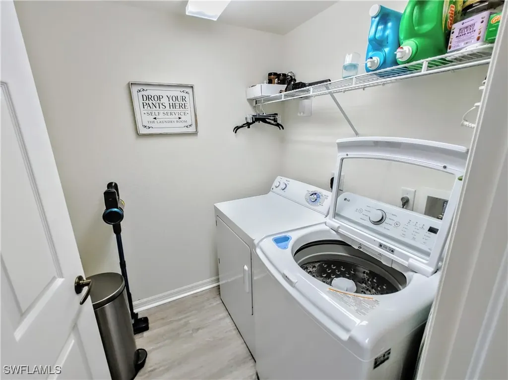 1776 Concordia Lake Circle Cape Coral FL 33909