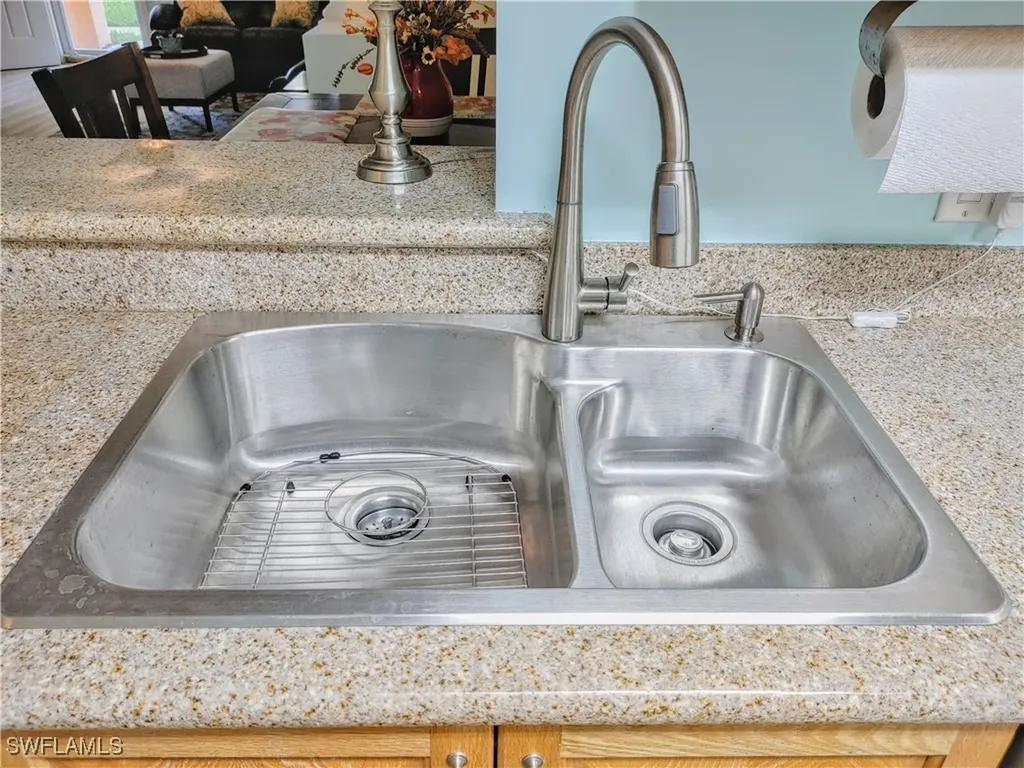 1776 Concordia Lake Circle Cape Coral FL 33909