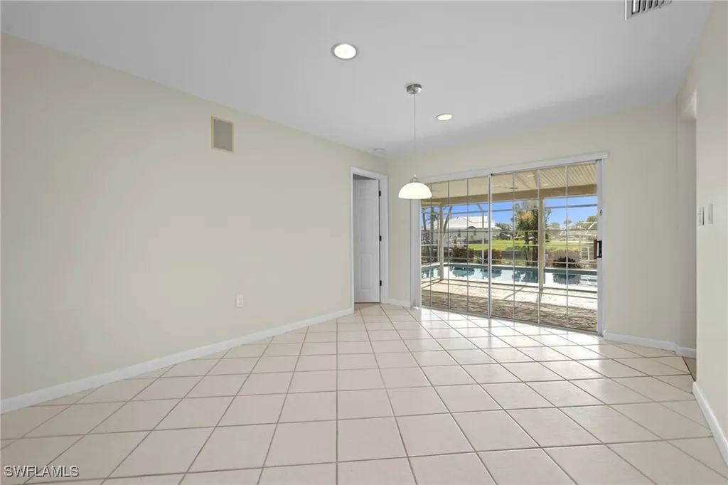 2121 SE 25th Terrace Cape Coral FL 33904