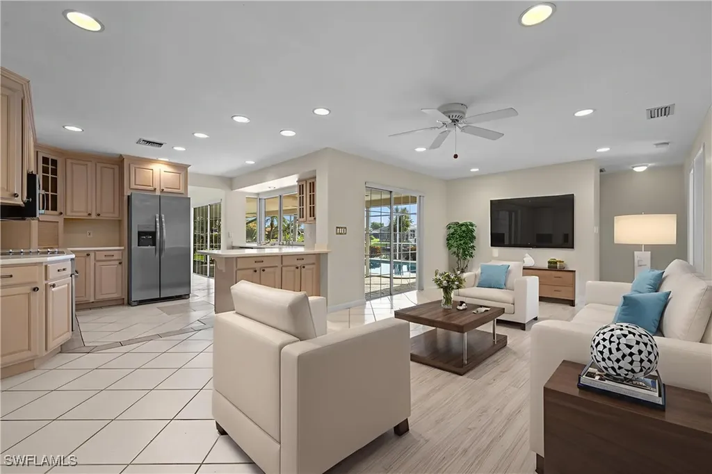 2121 SE 25th Terrace Cape Coral FL 33904