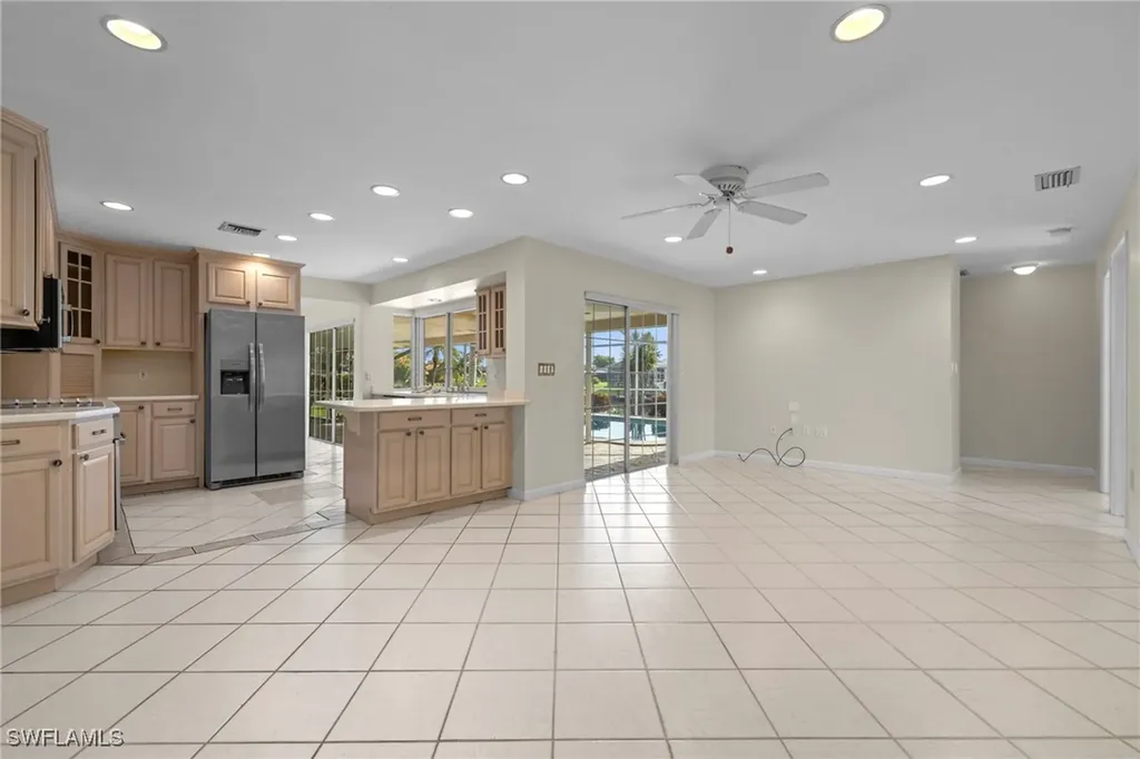 2121 SE 25th Terrace Cape Coral FL 33904