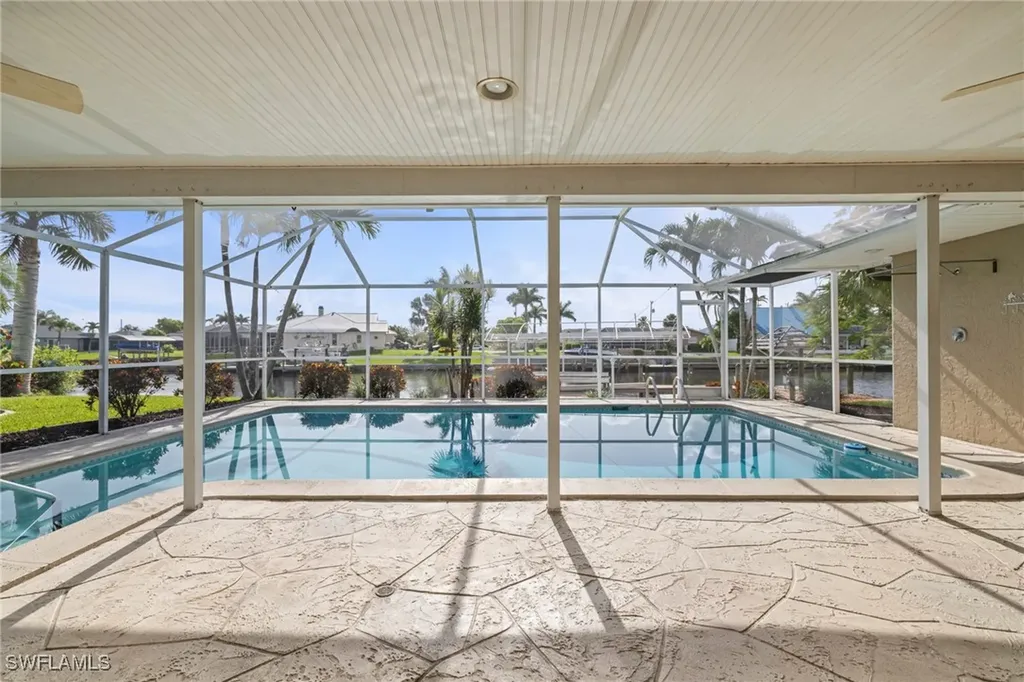 2121 SE 25th Terrace Cape Coral FL 33904