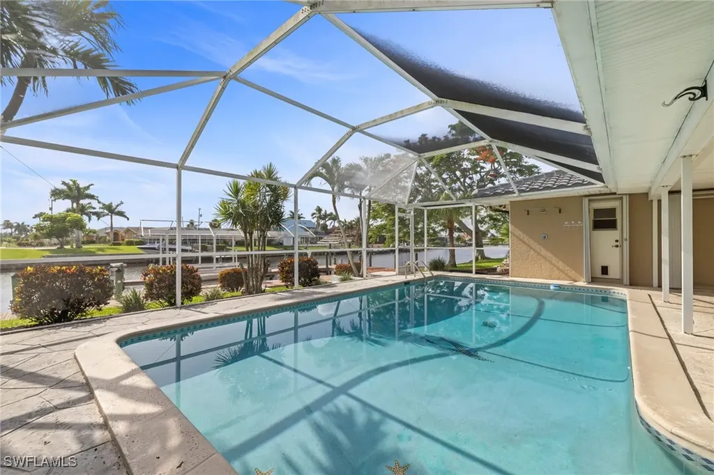 2121 SE 25th Terrace Cape Coral FL 33904
