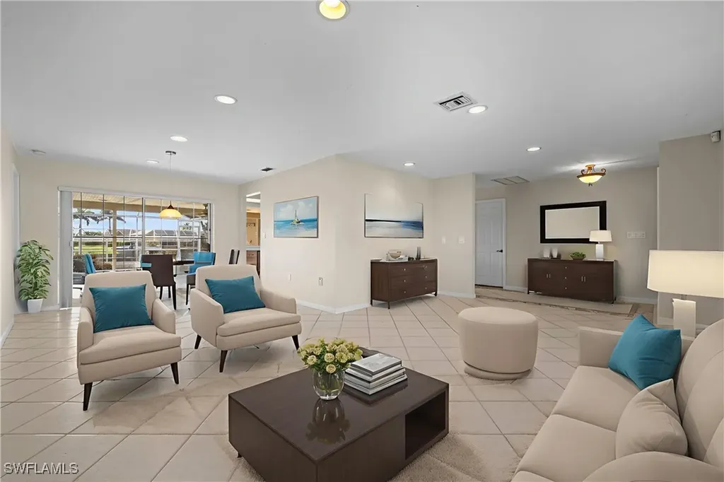 2121 SE 25th Terrace Cape Coral FL 33904