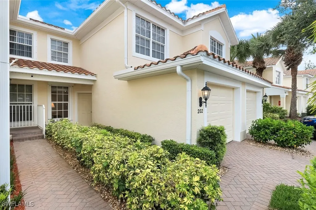 1445 Tiffany Lane Naples FL 34105