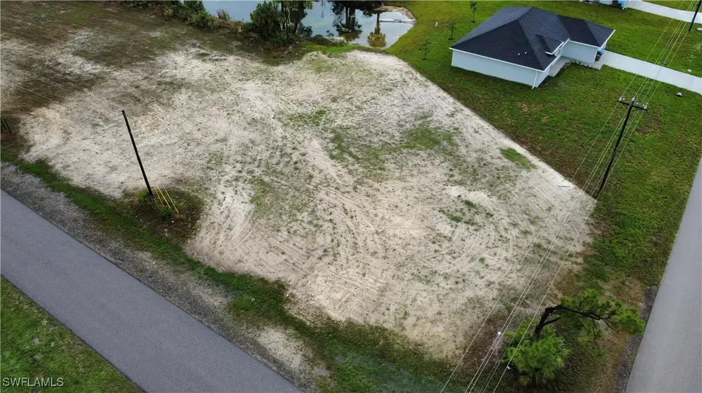 3825 NE 19th Avenue Cape Coral FL 33909