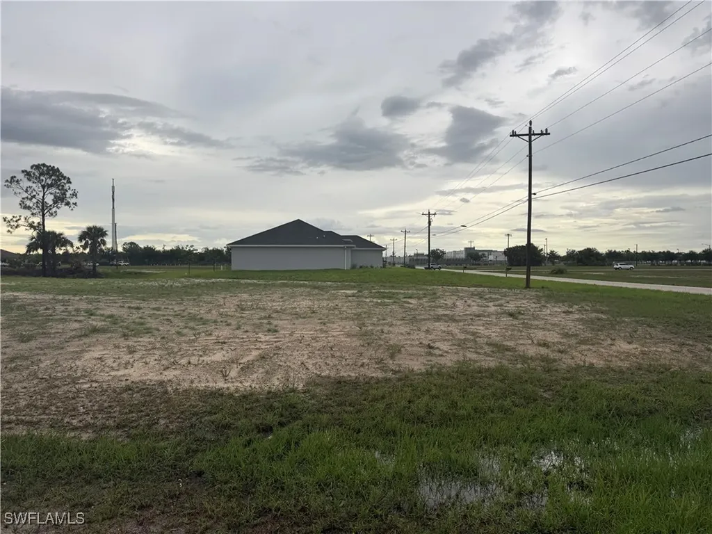 3825 NE 19th Avenue Cape Coral FL 33909