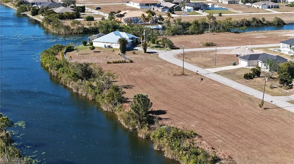 128 NE 20th Street Cape Coral FL 33909