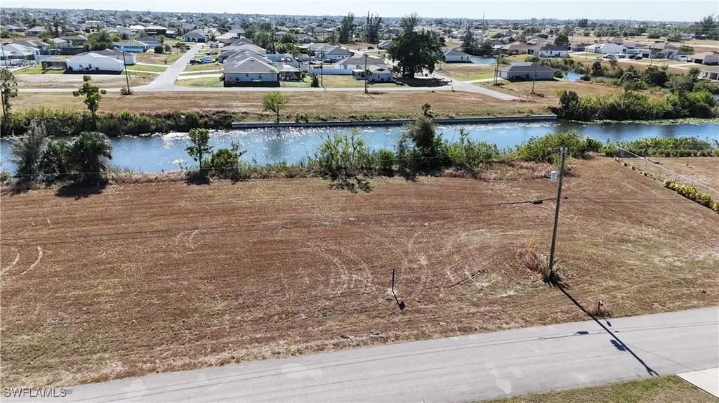 128 NE 20th Street Cape Coral FL 33909