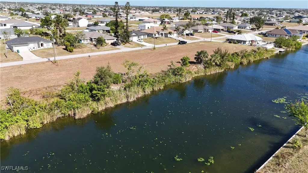 128 NE 20th Street Cape Coral FL 33909