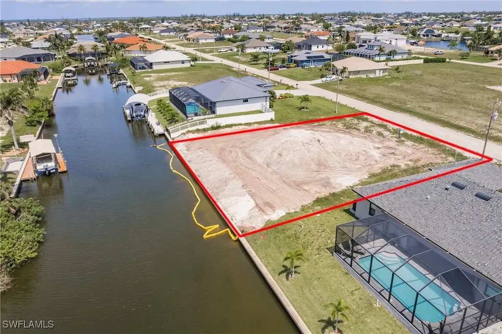 3240 NW 18th Street Cape Coral FL 33993