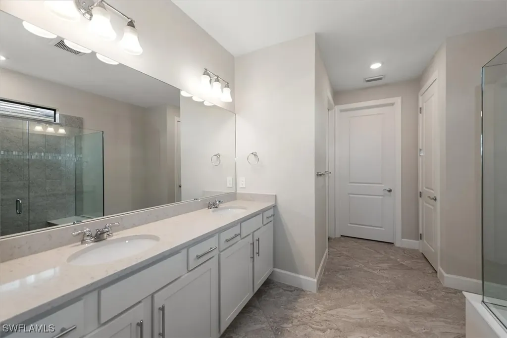 16176 Rosemallow Lane Alva FL 33920