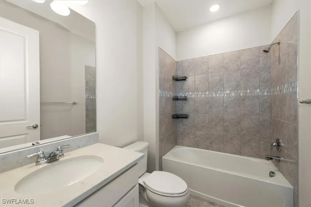 16176 Rosemallow Lane Alva FL 33920