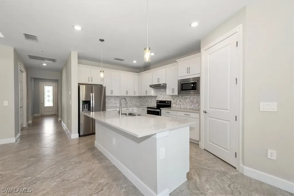 16176 Rosemallow Lane Alva FL 33920