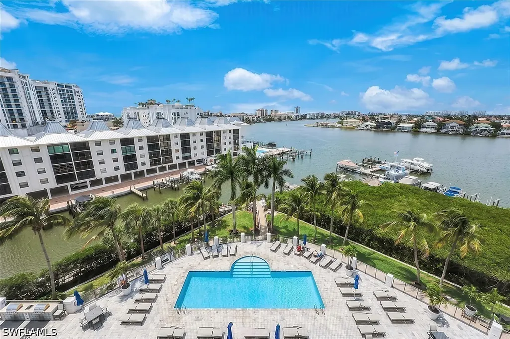 400 Flagship Drive Naples FL 34108
