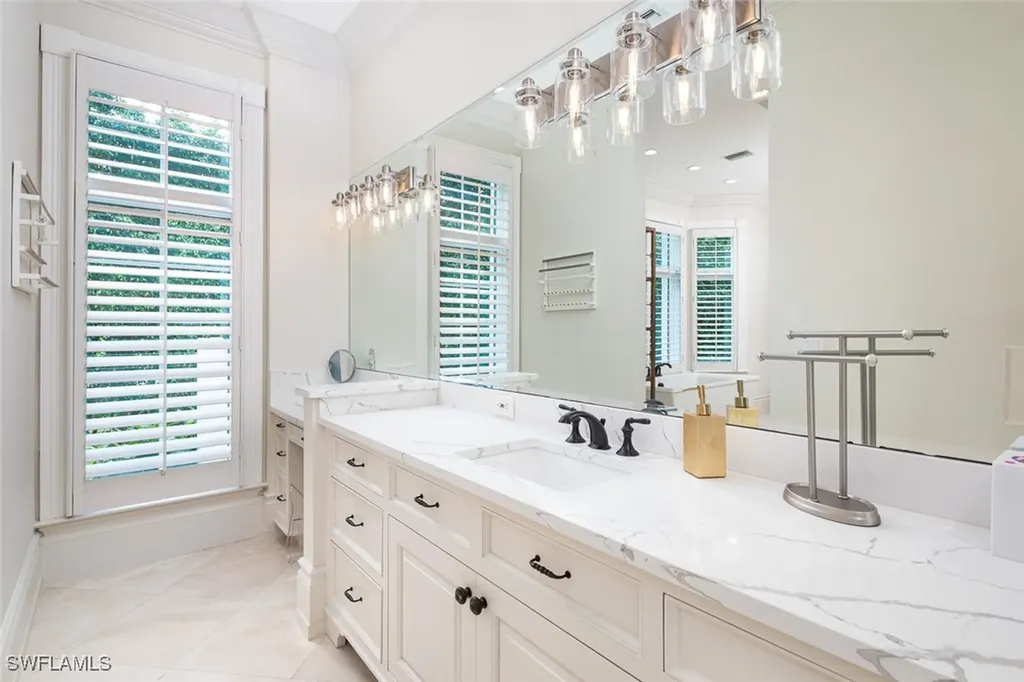 2595 Half Moon Walk Naples FL 34102
