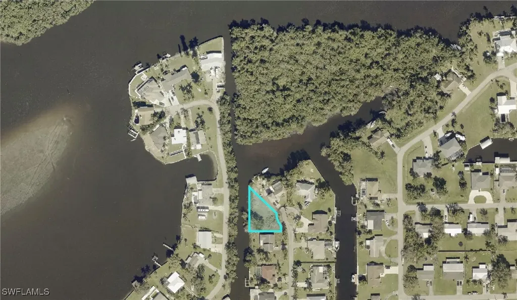 261 Alameda Avenue Fort Myers FL 33905