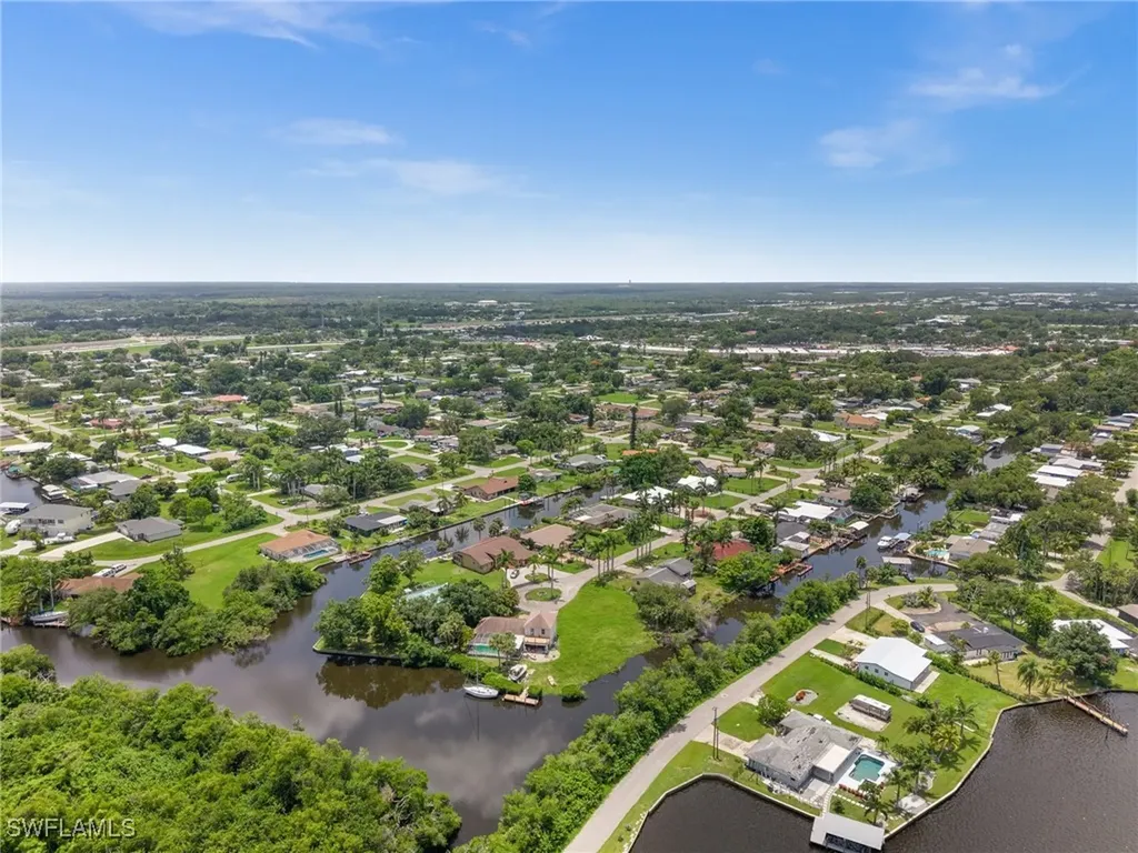 261 Alameda Avenue Fort Myers FL 33905