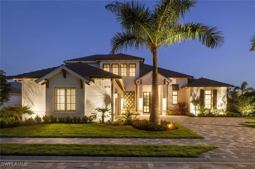 Naples FL, 16776 Enclave Circle