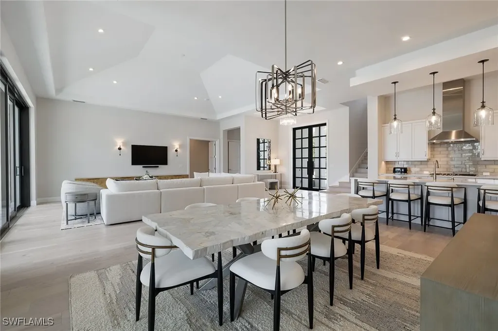 16776 Enclave Circle Naples FL 34110