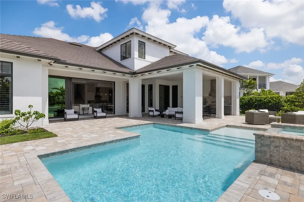 16776 Enclave Circle Naples FL 34110