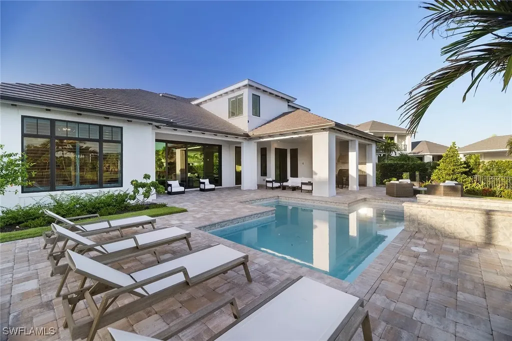 16776 Enclave Circle Naples FL 34110