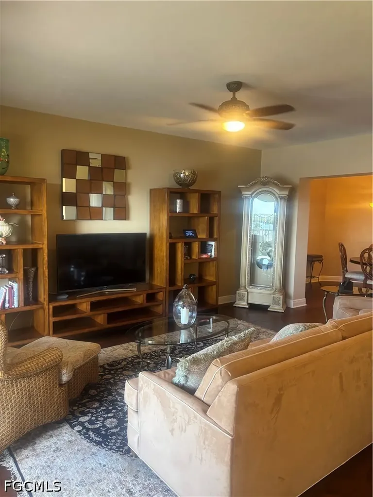 6021 Silver King Boulevard Cape Coral FL 33914