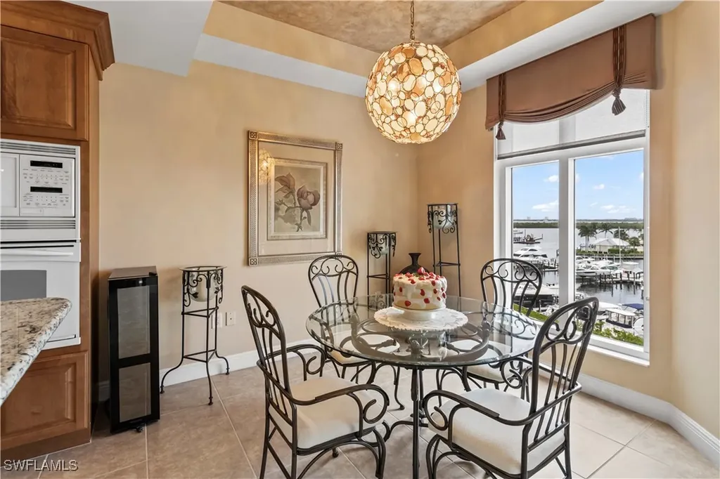 6021 Silver King Boulevard Cape Coral FL 33914