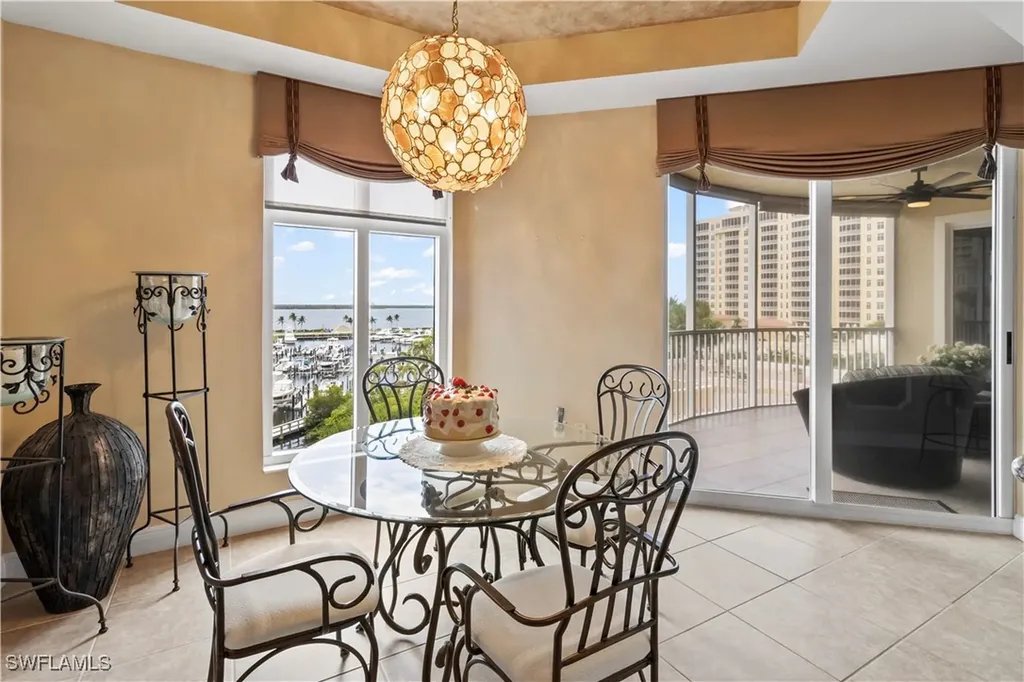 6021 Silver King Boulevard Cape Coral FL 33914