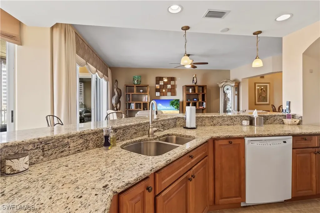 6021 Silver King Boulevard Cape Coral FL 33914