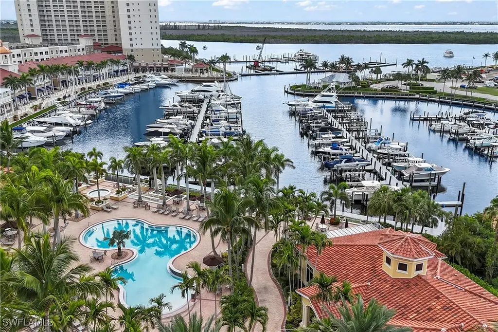 6021 Silver King Boulevard Cape Coral FL 33914