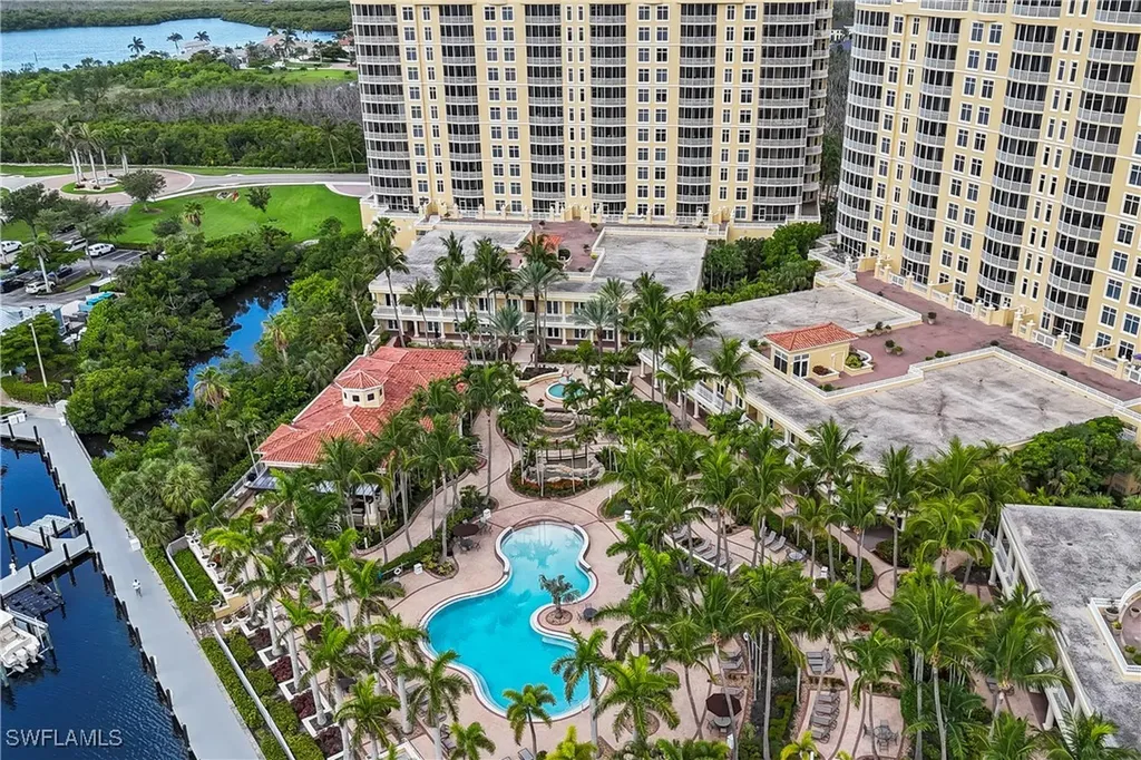 6021 Silver King Boulevard Cape Coral FL 33914