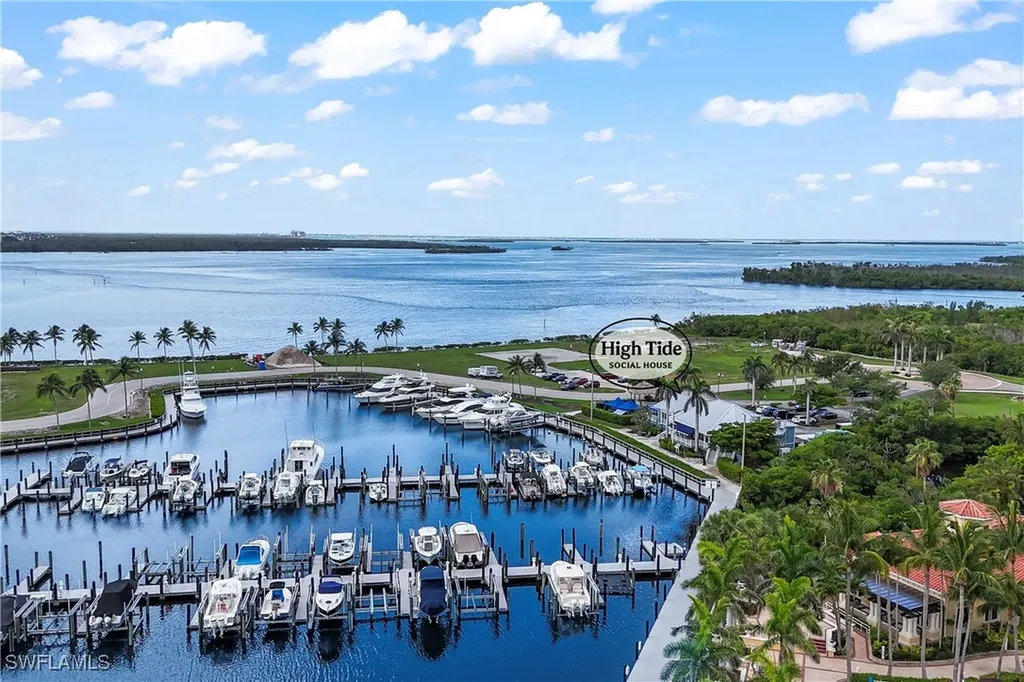 6021 Silver King Boulevard Cape Coral FL 33914