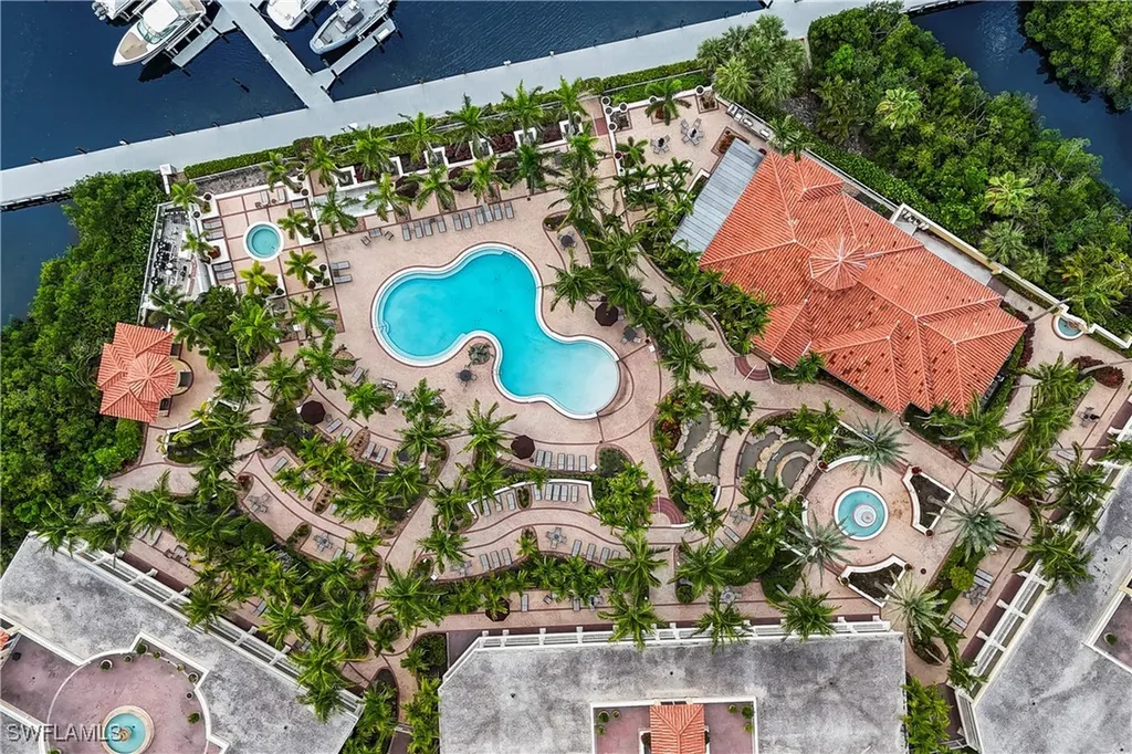 6021 Silver King Boulevard Cape Coral FL 33914