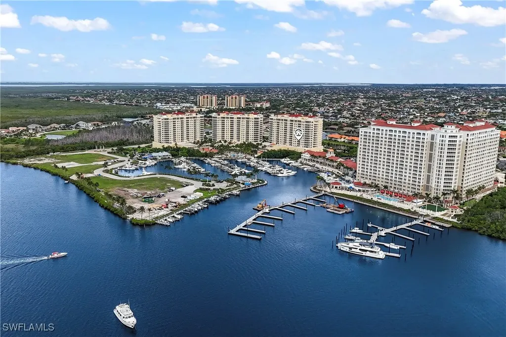 6021 Silver King Boulevard Cape Coral FL 33914