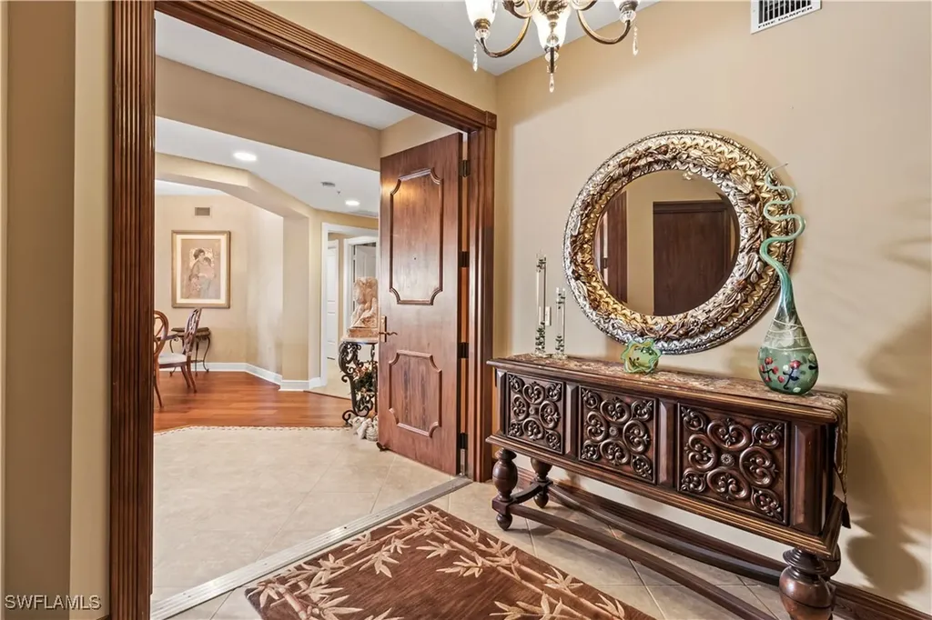 6021 Silver King Boulevard Cape Coral FL 33914