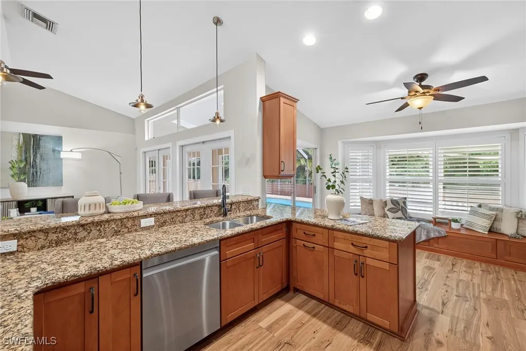 404 Ashbury Way Naples FL 34110