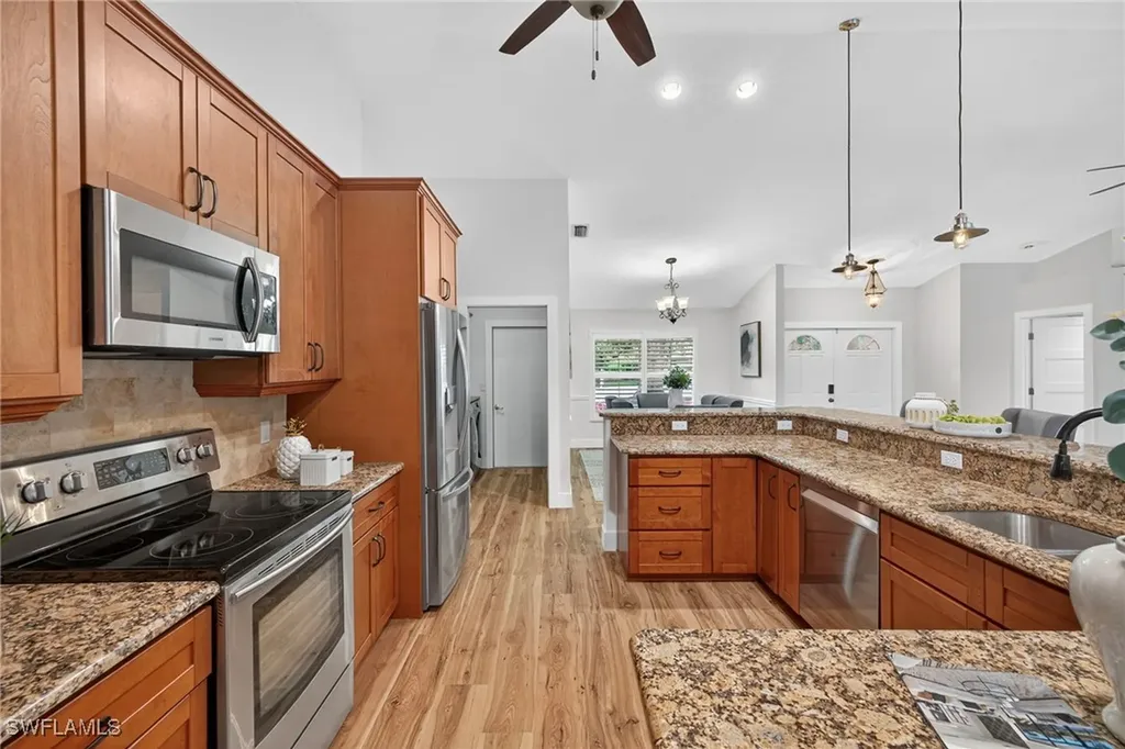404 Ashbury Way Naples FL 34110