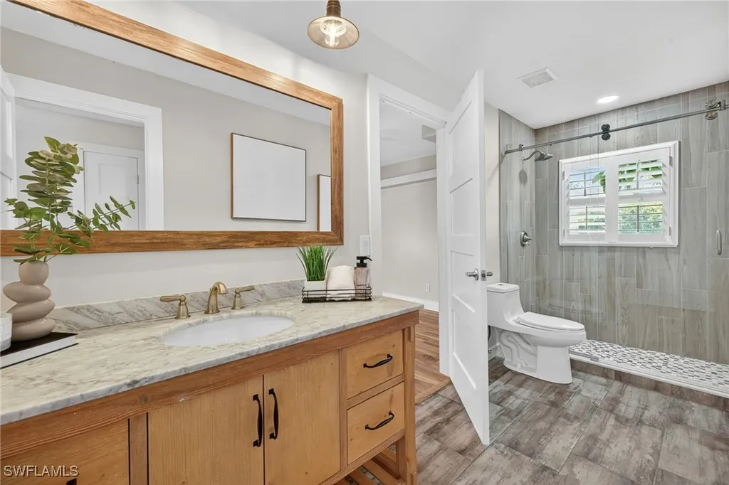 404 Ashbury Way Naples FL 34110