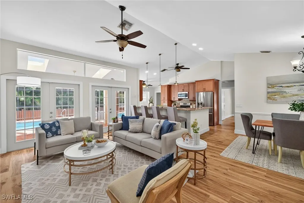 404 Ashbury Way Naples FL 34110