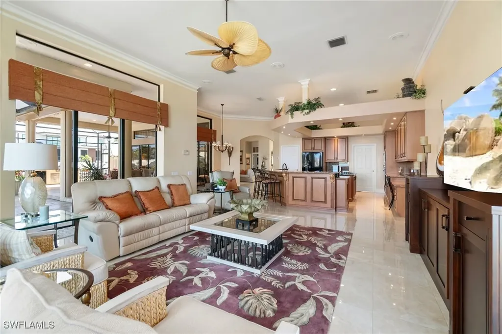 431 Palm Court Naples FL 34108