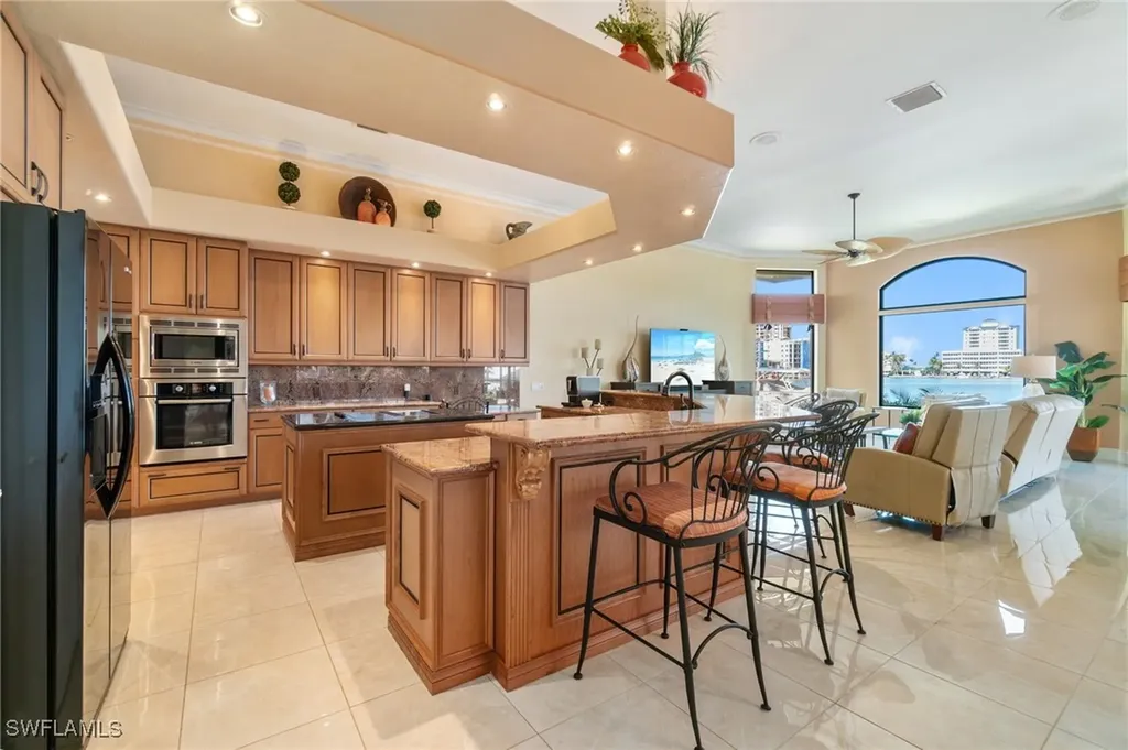 431 Palm Court Naples FL 34108