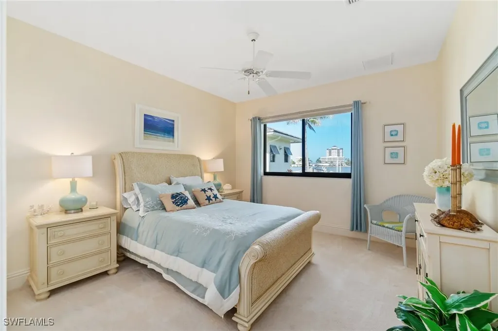 431 Palm Court Naples FL 34108