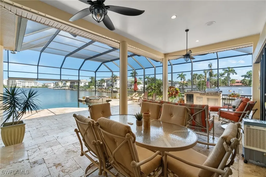431 Palm Court Naples FL 34108