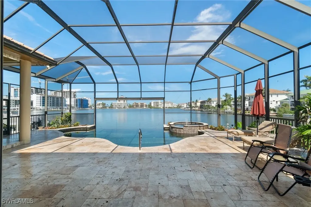 431 Palm Court Naples FL 34108