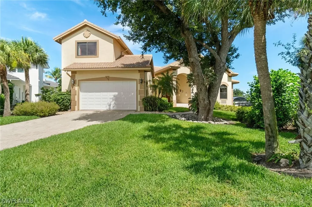 431 Palm Court Naples FL 34108