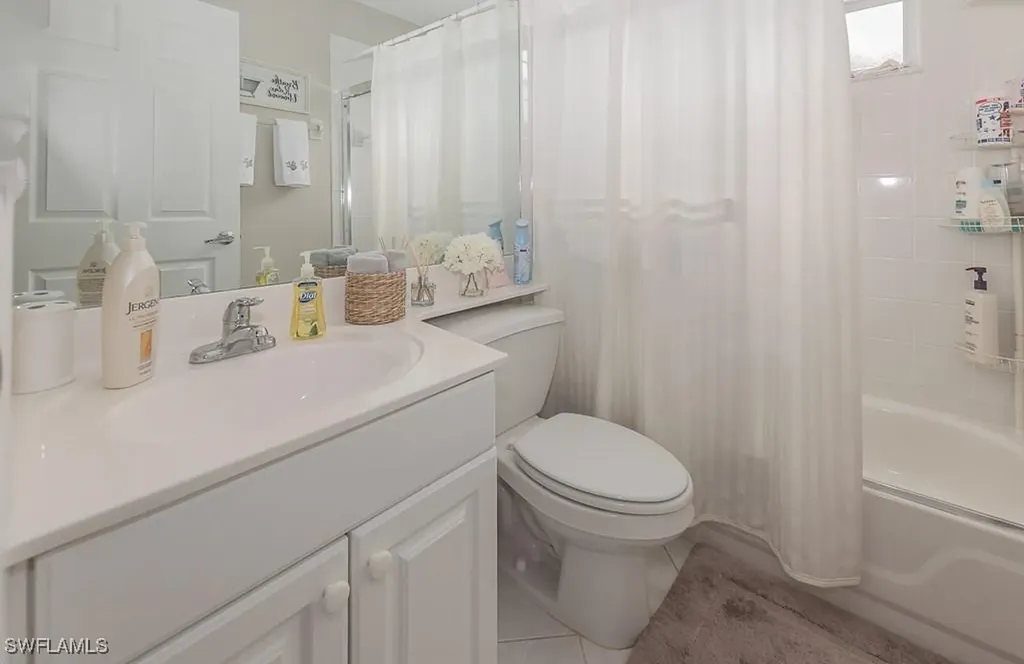 960 Partridge Circle Naples FL 34104