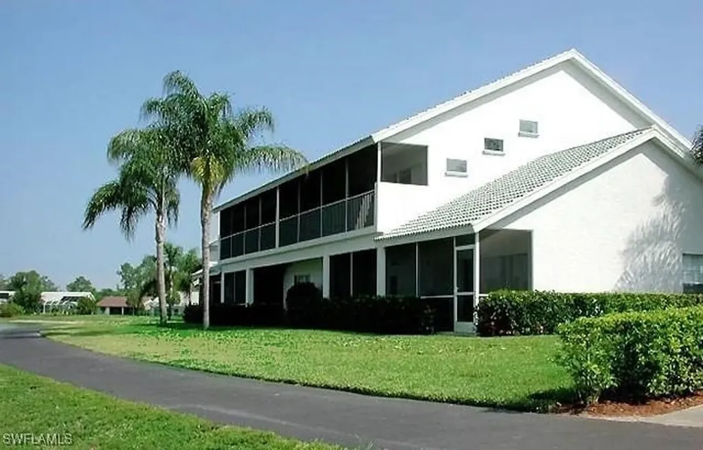 960 Partridge Circle Naples FL 34104